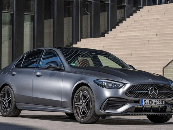 Mercedes-Benz C300 AMG 2022 sắp về Việt Nam, giới hạn 200 chiếc