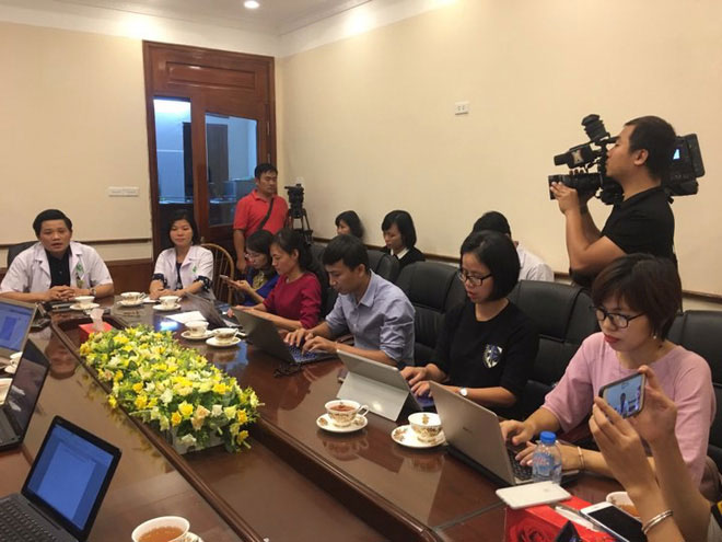 Vụ xô xát tại Bệnh viện Phụ sản HN: Người nhà bệnh nhân đạp ngã bảo vệ trước