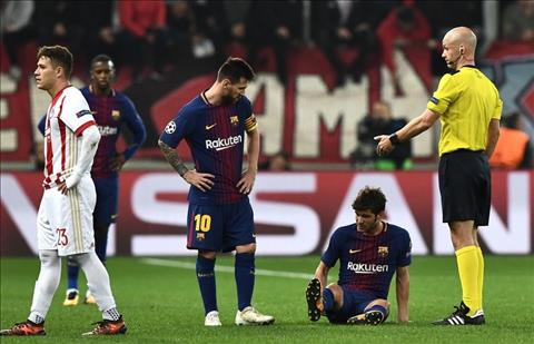 Bị Olympiakos cầm hòa, Barca còn tổn thất lực lượng