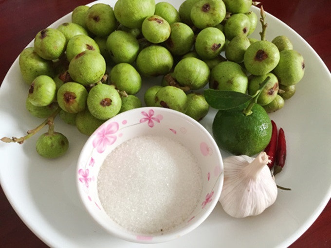 Việt Nam có 1 loại quả rẻ như bèo mà vừa dưỡng da đẹp không góc chết, vừa chữa đến 5 bệnh ung thư Việt Nam có 1 loại quả rẻ như bèo mà vừa dưỡng da đẹp không góc chết, vừa chữa đến 5 bệnh ung thư
