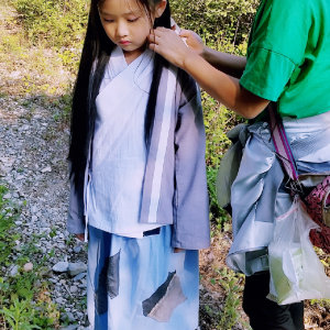 Sao nhí 8 tuổi đóng phim liên tục 3 ngày không giấc ngủ ngon