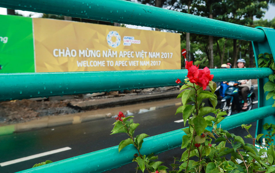 Hầm chui 120 tỷ phục vụ APEC thông xe trong mưa