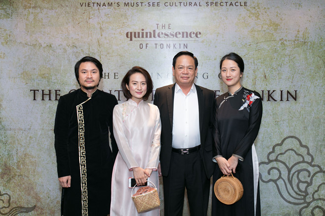 Bị dừng vở thực cảnh, Việt Tú tố chúa đảo Tuần Châu nợ tiền nghệ sĩ