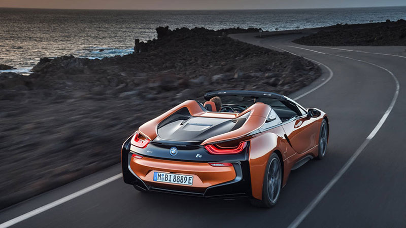 BMW i8 Roadster ra mắt, mạnh 369 mã lực