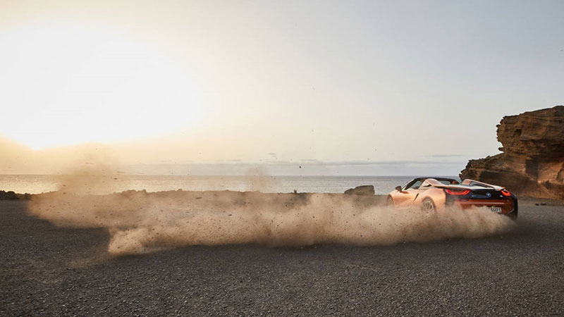 BMW i8 Roadster ra mắt, mạnh 369 mã lực