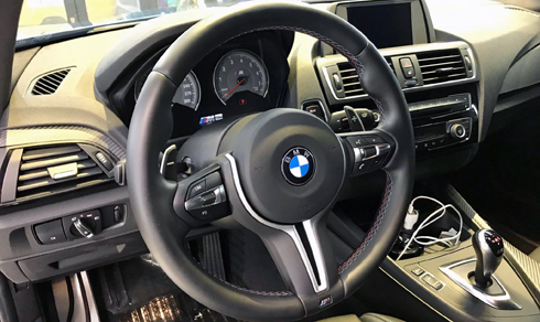 Dân chơi Việt bỏ hơn 30 triệu đồng phủ bóng ôtô