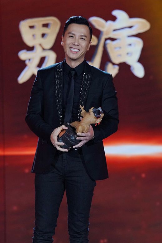 Chân Tử Đan nhận giải cống hiến trọn đời và phát biểu bất ngờ