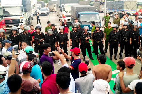 18 giờ hỗn loạn tại trạm BOT Cai Lậy