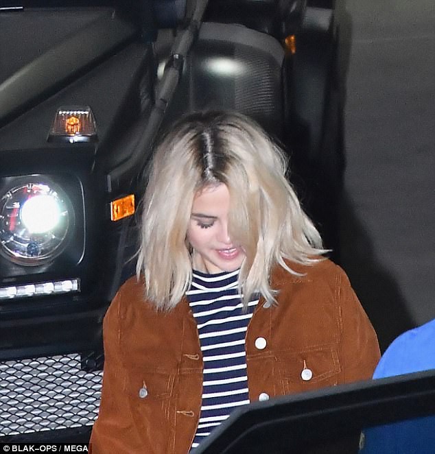 Selena Gomez xinh đẹp rạng rỡ đi hẹn hò với Justin Bieber sau thời gian xa cách