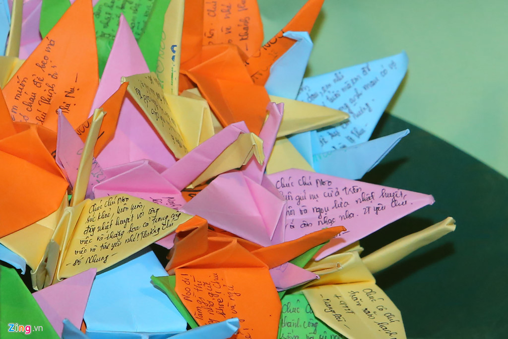 Fan ngất xỉu trong đêm nhạc hàng nghìn khán giả của Noo Phước Thịnh