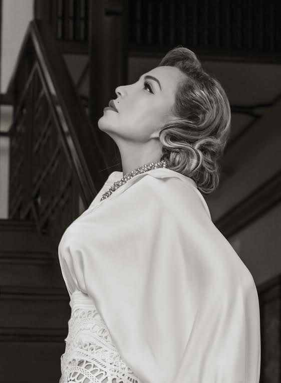 Diện lại đồ cũ, nhưng danh ca Thanh Hà vẫn sành điệu và đẳng cấp hơn bội phần