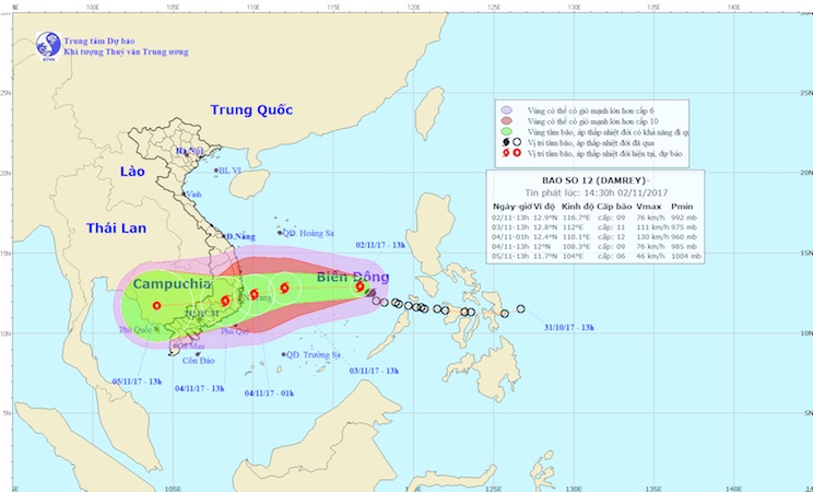 Bão số 12 đổi hướng, giật cấp 15, biển động dữ dội
