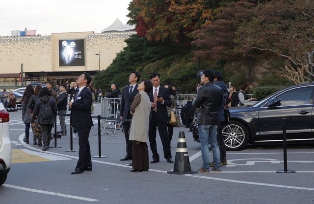 Điều tra việc dùng thiết bị bay không người lái ở lễ cưới Song Hye Kyo