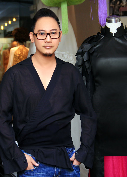 BTC Hoa hậu Đại dương: Thí sinh cởi đồ trước bác sĩ nam là nói quá