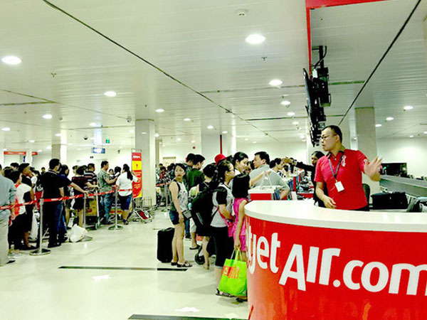 Máy bay hủy chuyến, khách có quyền đòi bồi thường