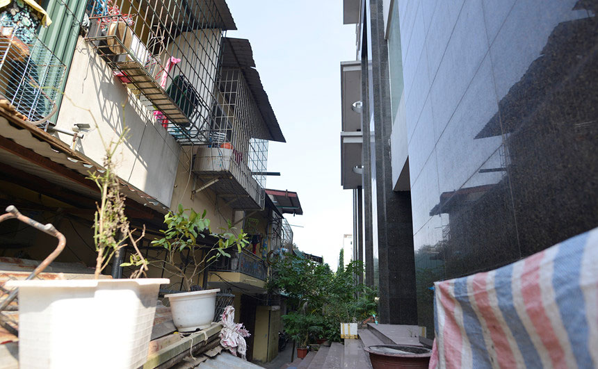 Bị dân chê, hàng loạt tòa nhà tái định cư bỏ hoang tại Hà Nội