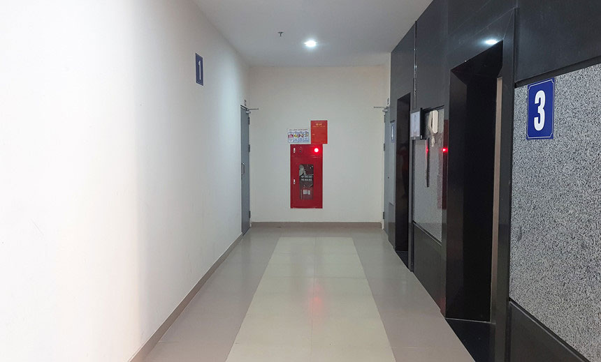 Bị dân chê, hàng loạt tòa nhà tái định cư bỏ hoang tại Hà Nội