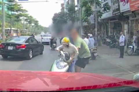 Chưa bị xử phạt, nhiều người ngang nhiên vi phạm Luật Giao thông