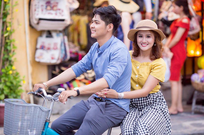 Cô dâu vàng đeo trĩu cổ lên tiếng chia sẻ chuyện riêng tư sau đám cưới nổi đình nổi đám toàn MXH về độ chịu chơi Cô dâu vàng đeo trĩu cổ lên tiếng chia sẻ chuyện riêng tư sau đám cưới nổi đình nổi đám toàn MXH về độ chịu chơi