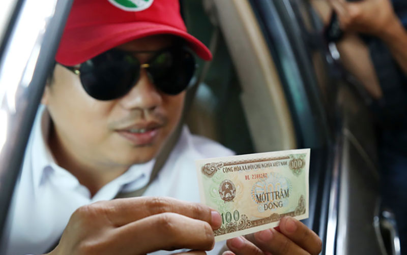 Có 1.500 tờ 100 đồng, BOT Cai Lậy vẫn xả trạm 3 lần trong 90 phút