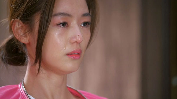 Tôi đã dàn dựng ra vở kịch để chia rẽ rồi trở thành người có được anh và giờ tôi đang phải trả giá