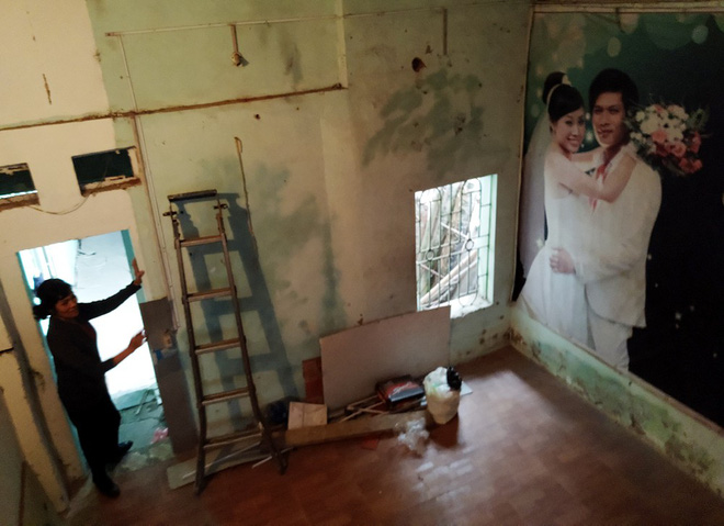 Hà Nội: Vết nứt chạy dài dưới chân cầu Đuống, người dân phải bỏ nhà di tản vì lo sợ hà bá nuốt chửng