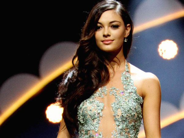 Tân Hoa hậu Hoàn vũ 2017 bị thu hồi vương miện Hoa hậu cấp quốc gia