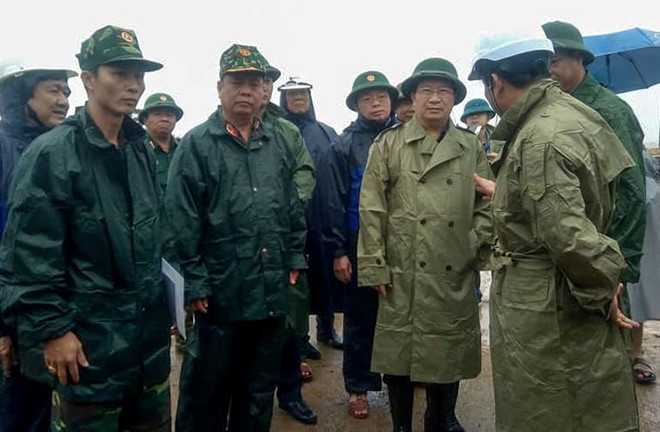 Bão tăng cấp, Phó thủ tướng vào Khánh Hòa chỉ đạo ứng phó