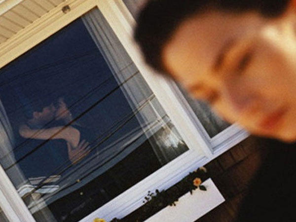 Em vẫn không thể buông tay dù chồng năm lần bảy lượt phản bội, hôn nhân đau khổ