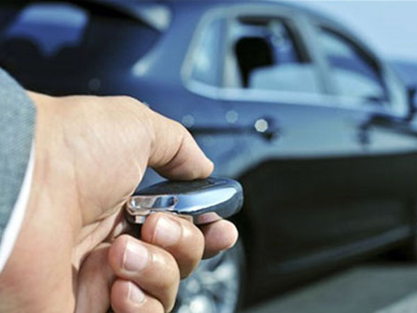 Biến thành kẻ cướp sau lần đặt tiền mua ôtô bạc tỷ