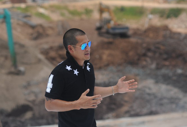 Chúa đảo Tuần Châu - Việt Tú: Tranh cãi còn vì bình cũ rượu mới?