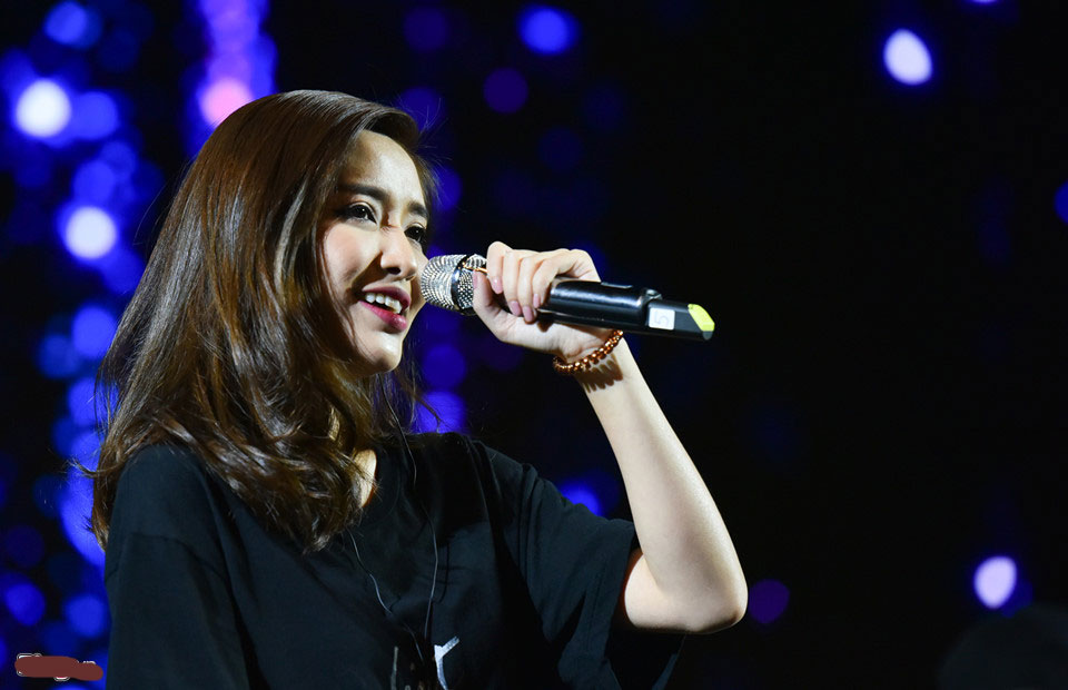 Thí sinh Hoa hậu Hoàn vũ mặc đồ ngủ đi tổng duyệt bán kết