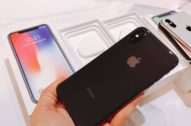 NÓNG: iPhone X 256 GB có giá 68 triệu thôi, sẽ về đến Việt Nam sáng nay NÓNG: iPhone X 256 GB có giá 68 triệu thôi, sẽ về đến Việt Nam sáng nay