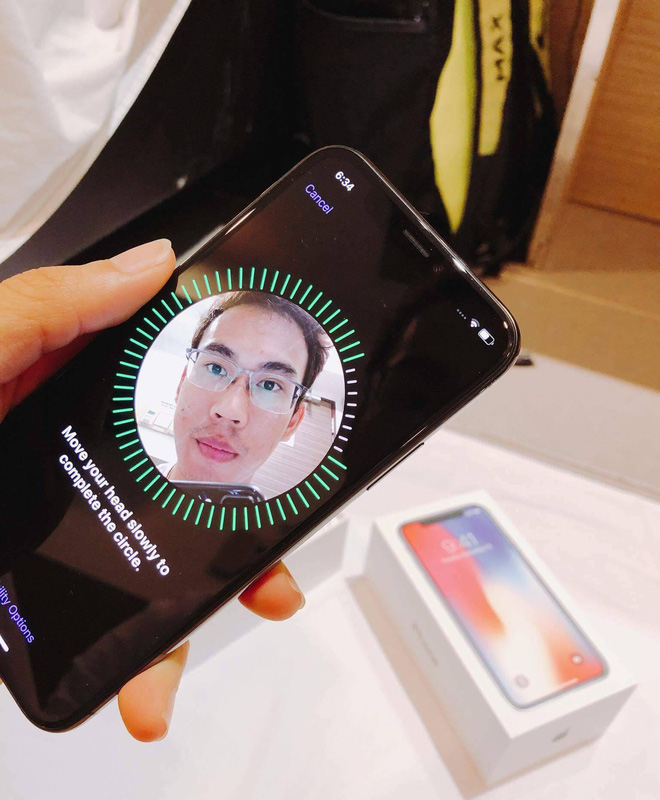 NÓNG: iPhone X 256 GB có giá 68 triệu thôi, sẽ về đến Việt Nam sáng nay