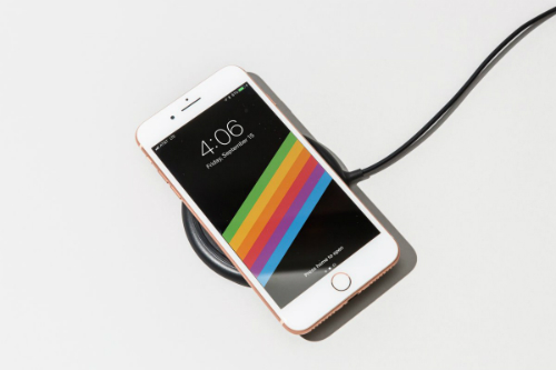 Thêm 300 USD, iPhone X có gì hơn iPhone 8 Thêm 300 USD, iPhone X có gì hơn iPhone 8