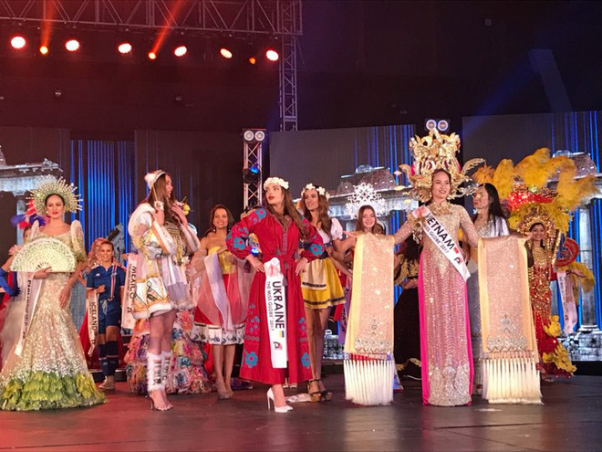 Khánh Ngân đội mấn 15 kg, diện trang phục truyền thống nổi bật trong tổng duyệt chung kết Miss Global Beauty Pageant