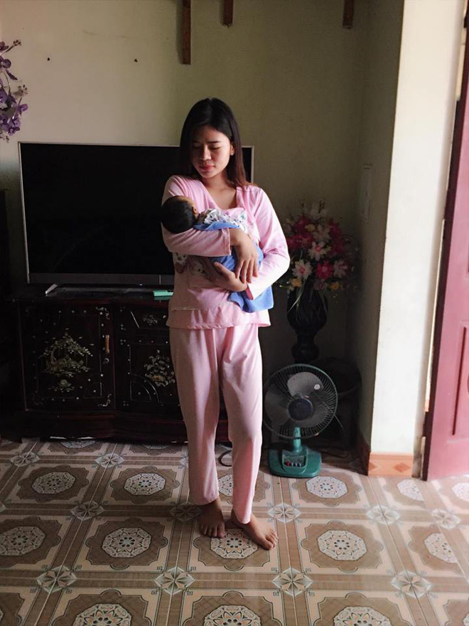 Mẹ đơn thân chịu muôn vàn cay đắng để giữ con: Yêu phải Sở Khanh, bị gia đình từ mặt, dưỡng thai bằng mì tôm sống Mẹ đơn thân chịu muôn vàn cay đắng để giữ con: Yêu phải Sở Khanh, bị gia đình từ mặt, dưỡng thai bằng mì tôm sống