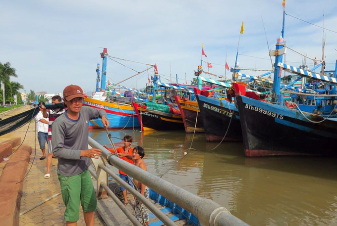 Người dân Nam Trung Bộ chạy bão Damrey