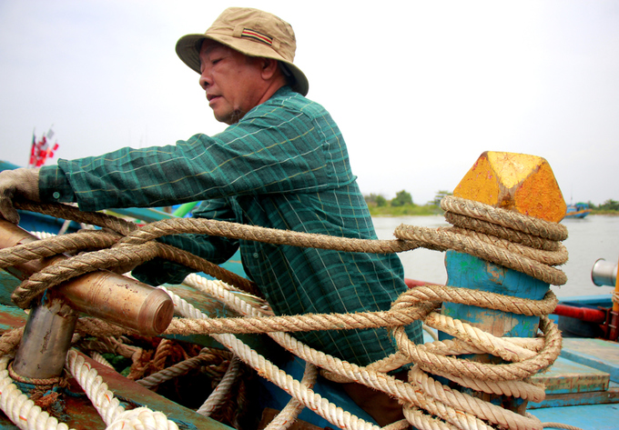 Người dân Nam Trung Bộ chạy bão Damrey