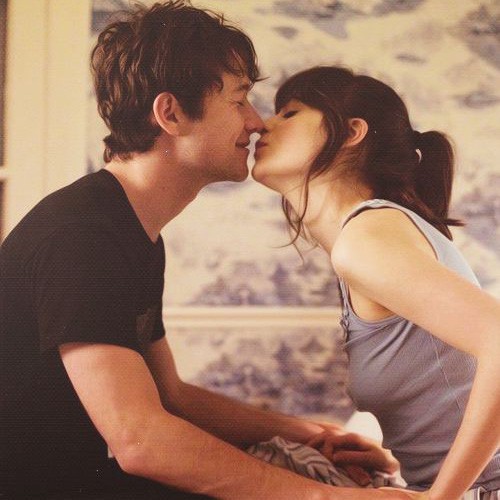 Chỉ một nụ hôn nhưng nếu biết cách cũng đủ khiến chàng lưu luyến mê mệt