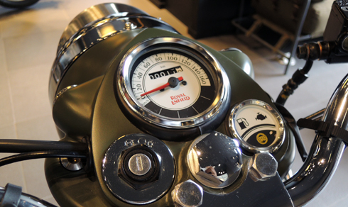 Royal Enfield Classic 500 - môtô 500 phân khối rẻ nhất Việt Nam