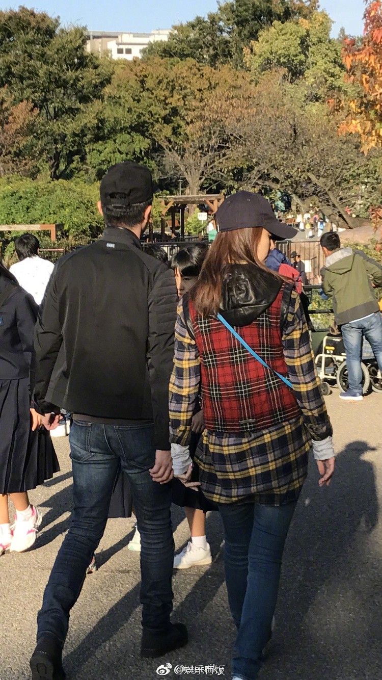 Giải toả stress, Hoắc Kiến Hoa đưa bà xã Lâm Tâm Như đi du lịch Nhật Bản