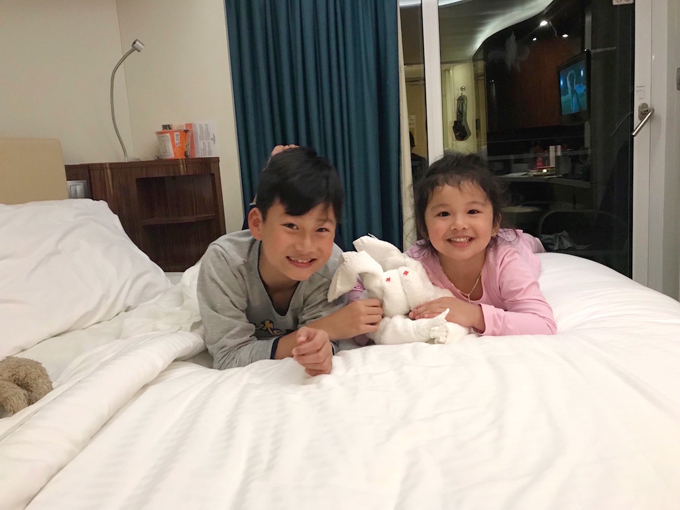 Gia đình Jennifer Phạm du ngoạn châu Âu bằng du thuyền hạng sang