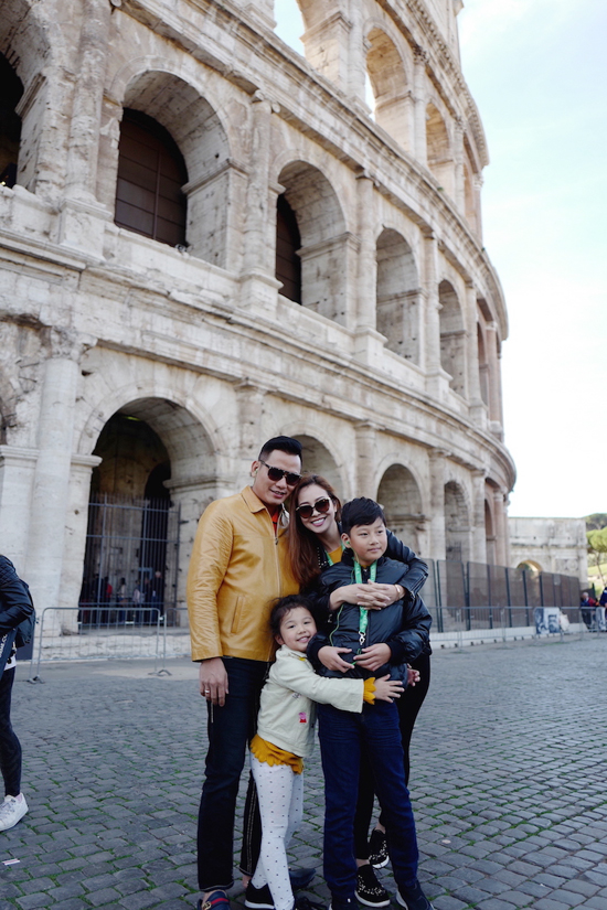 Gia đình Jennifer Phạm du ngoạn châu Âu bằng du thuyền hạng sang