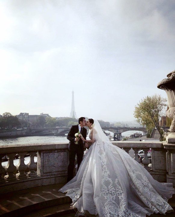 Lộ ảnh cưới của Nữ hoàng sắc đẹp Ngọc Duyên và bạn trai đại gia 42 tuổi