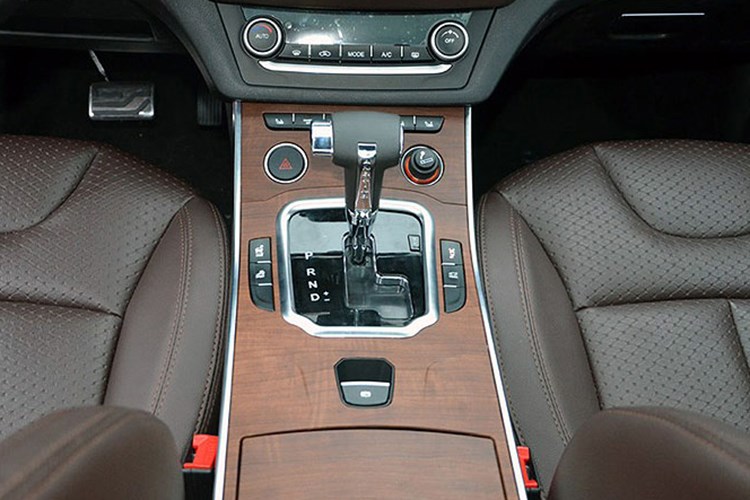 Xe sang Range Rover Evoque 2018 nhái giá 320 triệu đồng