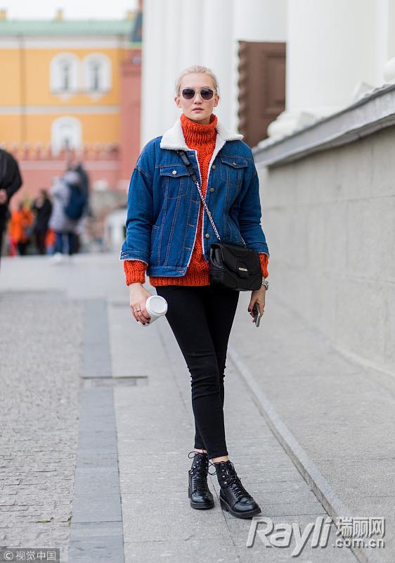 Mùa đông, áo khoác bò từ Á sang Âu nhìn đâu cũng thấy