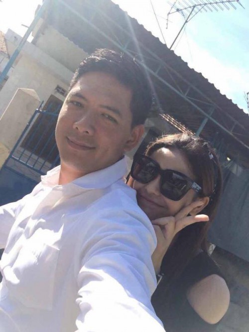 Hậu ảnh ‘nhạy cảm’ Bình Minh - Trương Quỳnh Anh, bức hình hai gia đình ngồi cạnh nhau ở sự kiện ‘gây sốt’