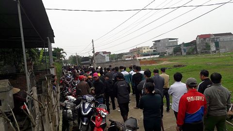 Đẫm nước mắt đám tang nữ sinh bị bạn trai sát hại trong rừng mưa lạnh