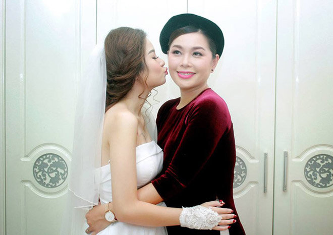 Đường tình của các sao nữ Gặp nhau cuối tuần: Cay đắng nhiều, hạnh phúc cũng lắm thay Đường tình của các sao nữ Gặp nhau cuối tuần: Cay đắng nhiều, hạnh phúc cũng lắm thay